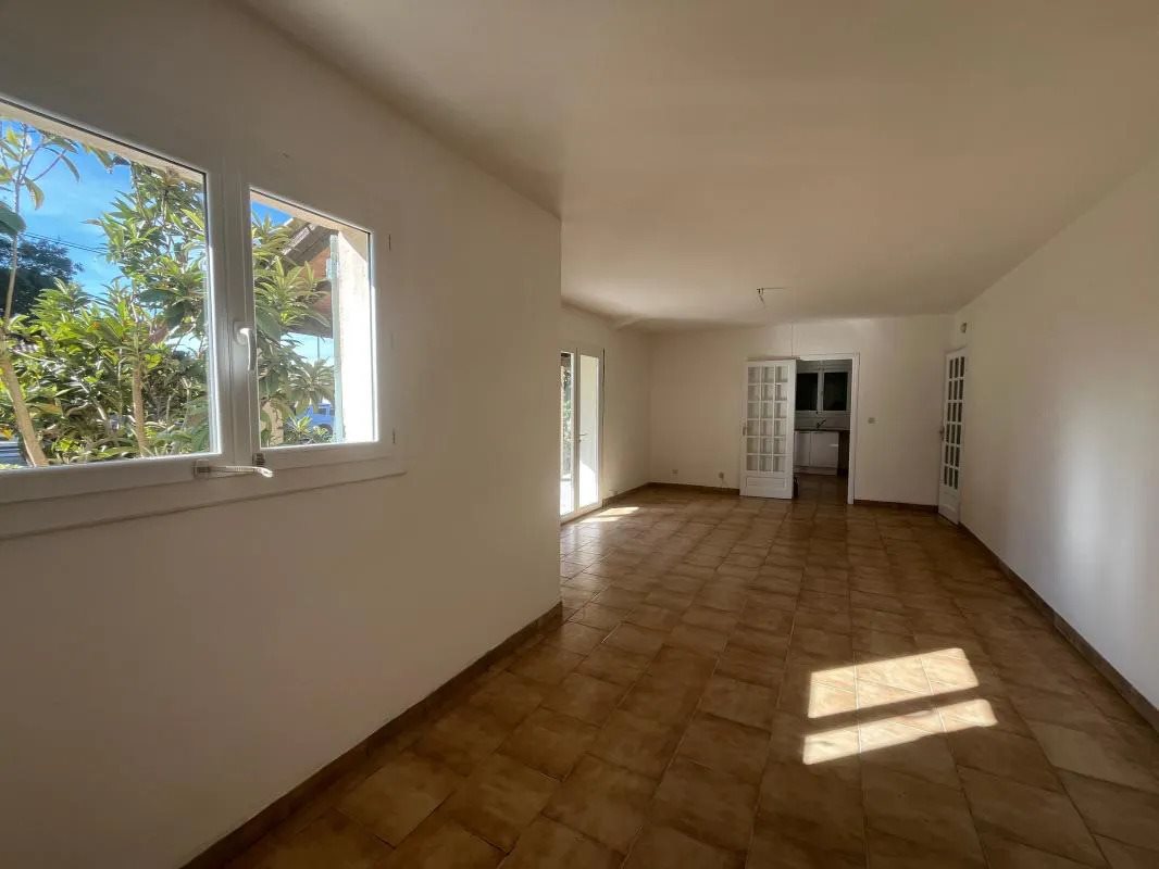 Maison à louer, 65m², Saint-Sériès