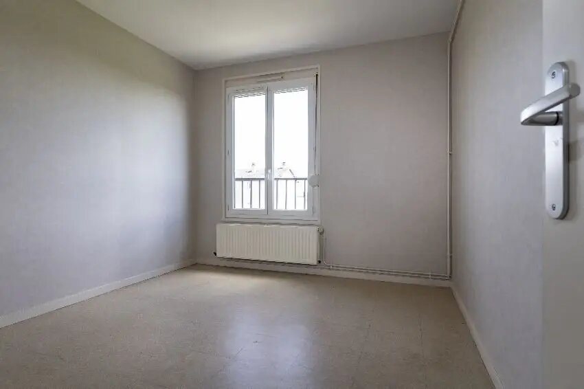 Appartement à louer, 77m², Aigurande