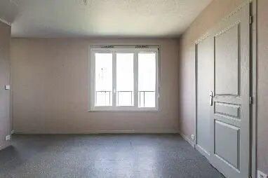 Appartement à louer, 66m², La Châtre