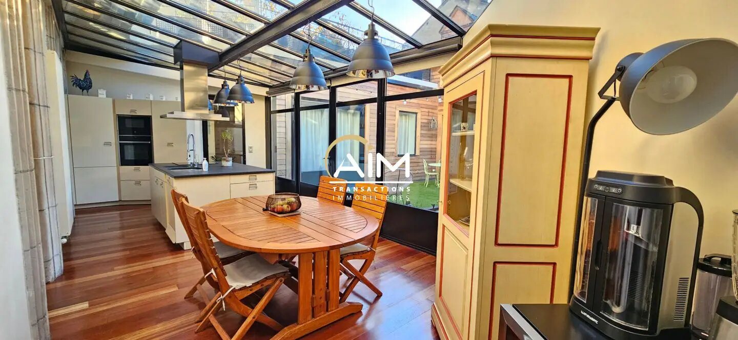 Maison à vendre, 261m², Tours