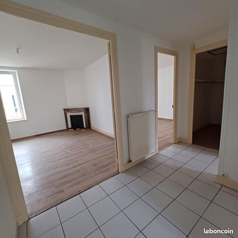 Appartement à louer, 70m², Beaurepaire