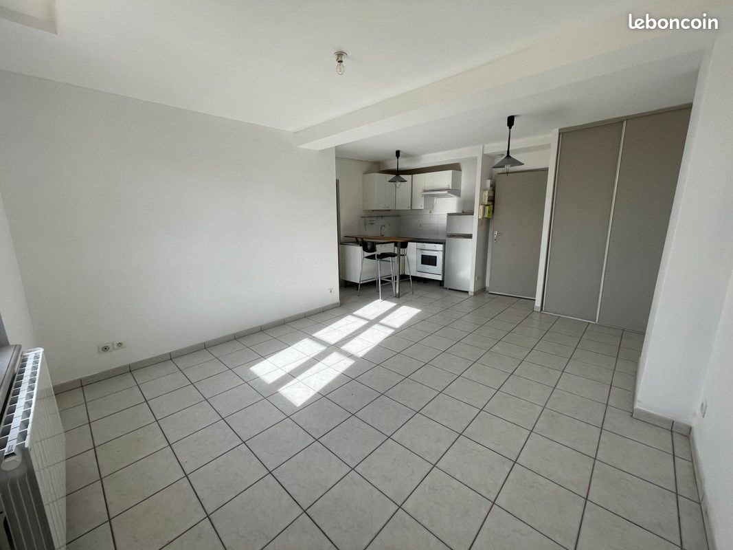 Appartement à louer, 40m², Vienne