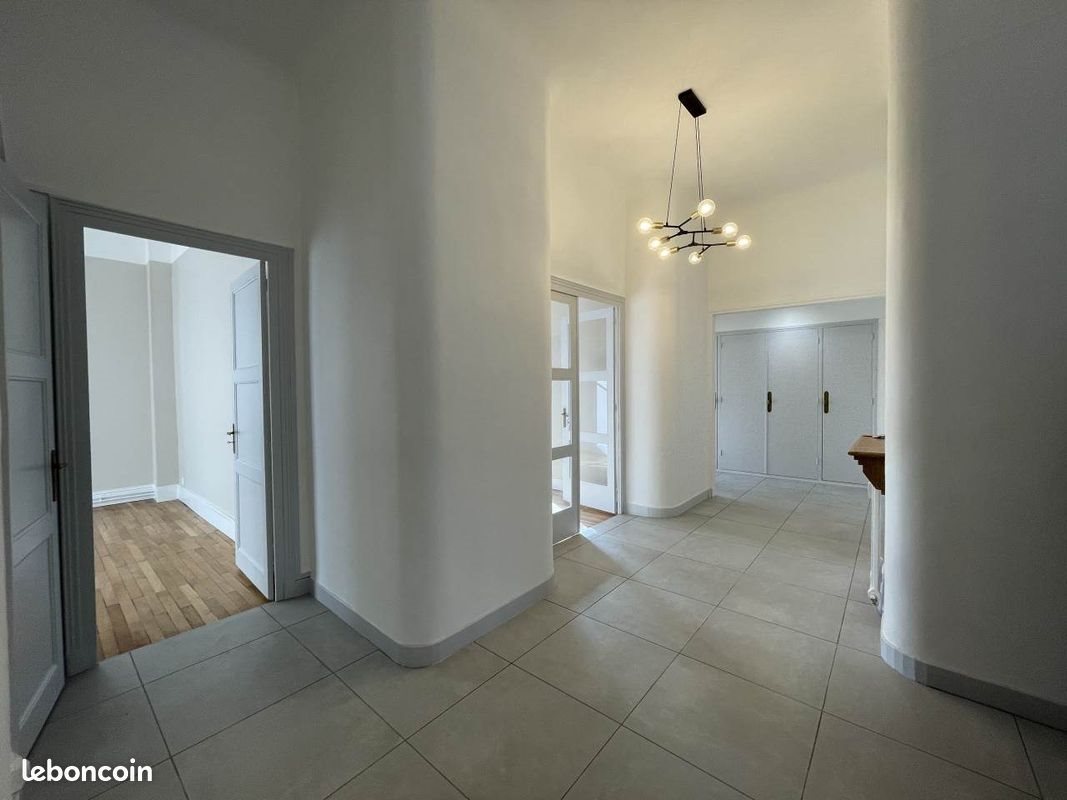Appartement à louer, 101m², Vienne