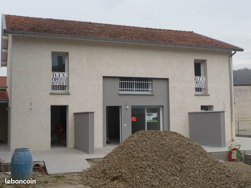 Appartement à louer, 56m², Cour-et-Buis
