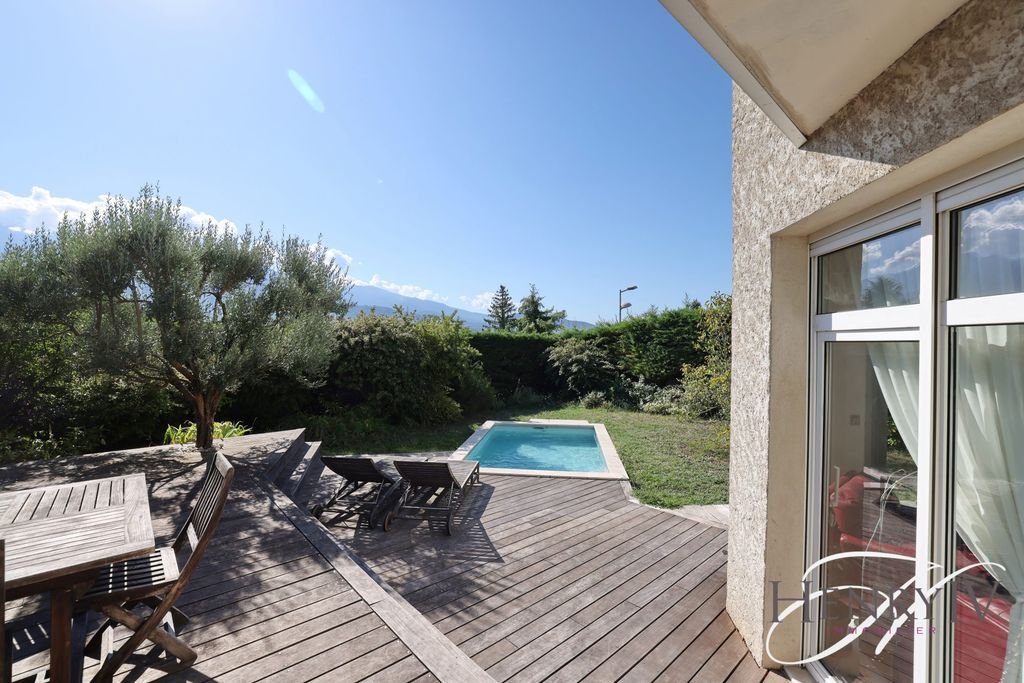Maison à vendre, 182m², Saint-Nazaire-les-Eymes