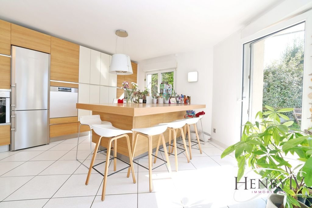 Maison à vendre, 182m², Saint-Nazaire-les-Eymes