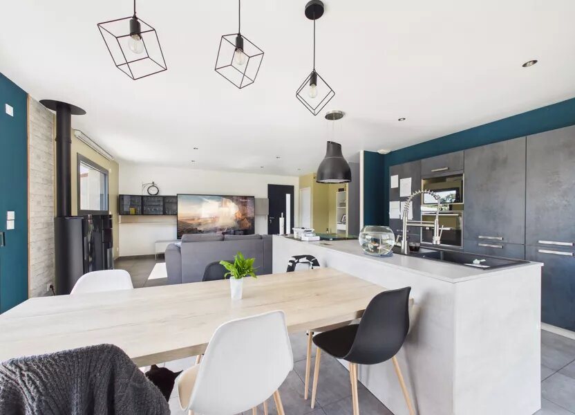 Maison à vendre, 92m², Saint-Hilaire-du-Rosier