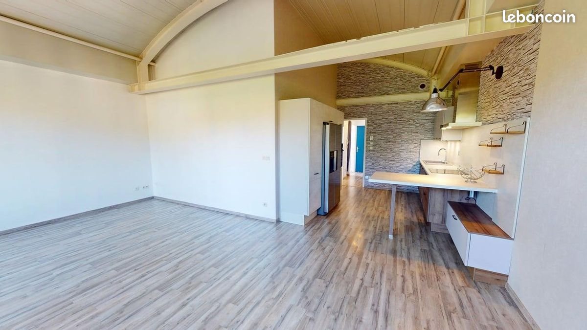 Appartement à louer, 86m², Rives