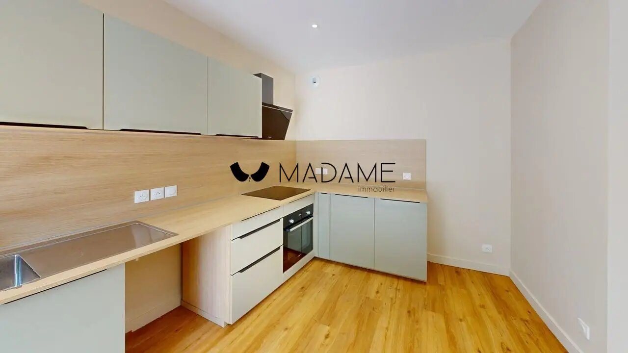 Maison à louer, 195m², Fontanil-Cornillon