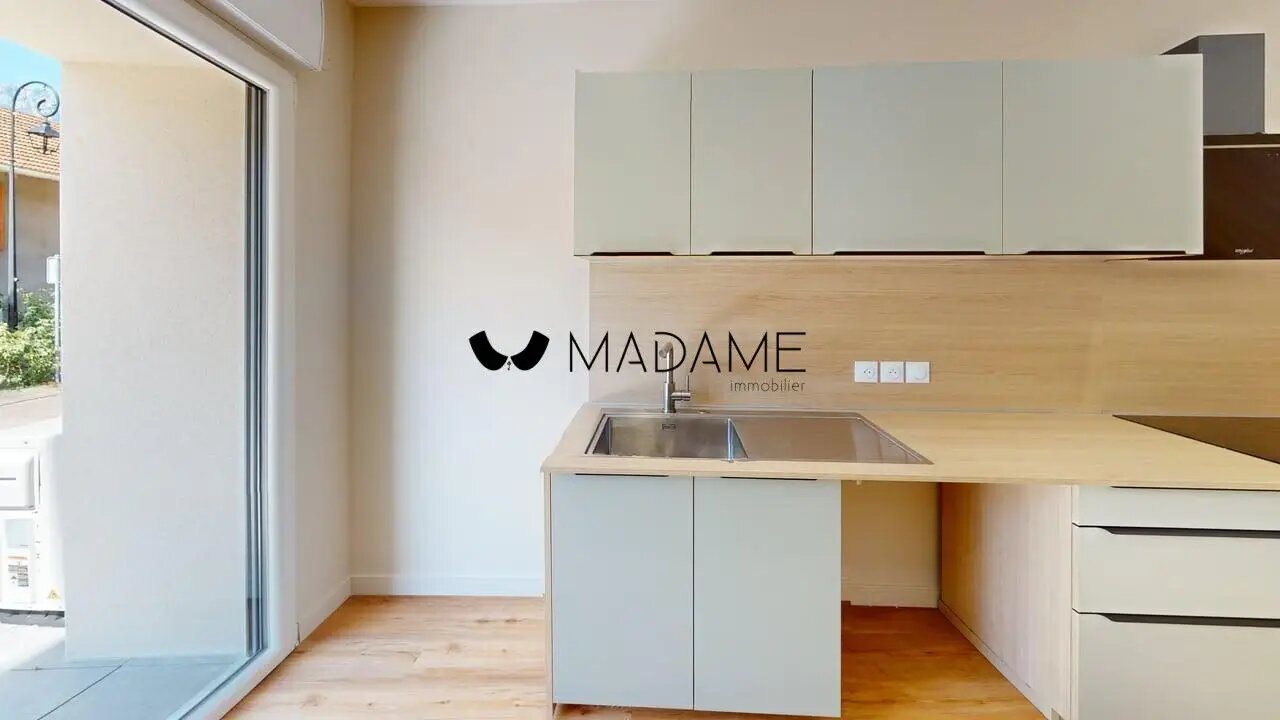 Maison à louer, 195m², Fontanil-Cornillon