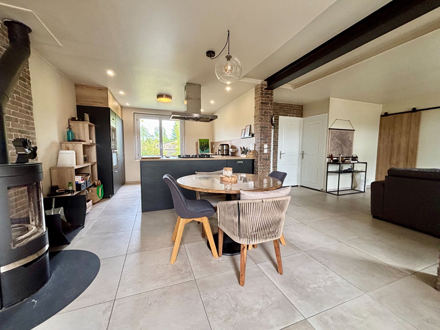 Maison à vendre, 76m², Chémery