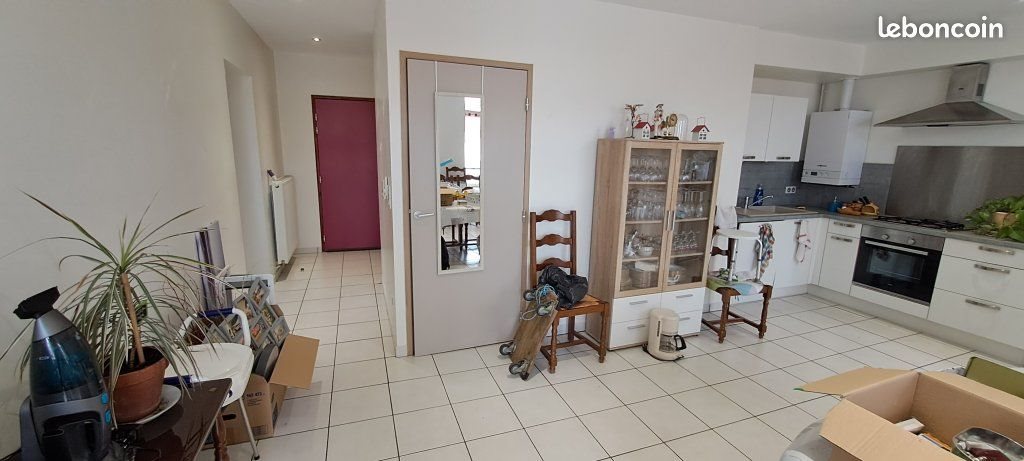 Appartement à louer, 77m², Chazelles-sur-Lyon