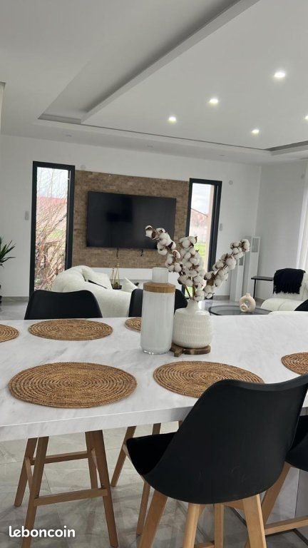 Maison à vendre, 145m², Pouilly-lès-Feurs