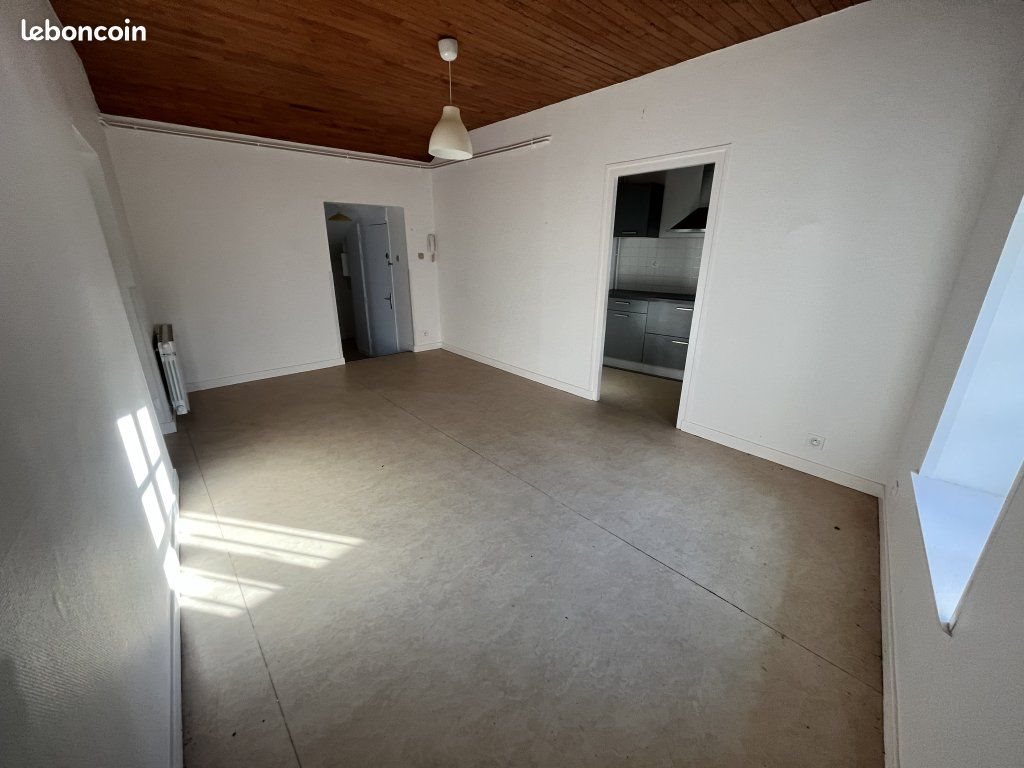Appartement à louer, 51m², Savigneux
