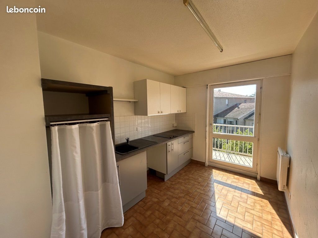Appartement à louer, 32m², Montbrison