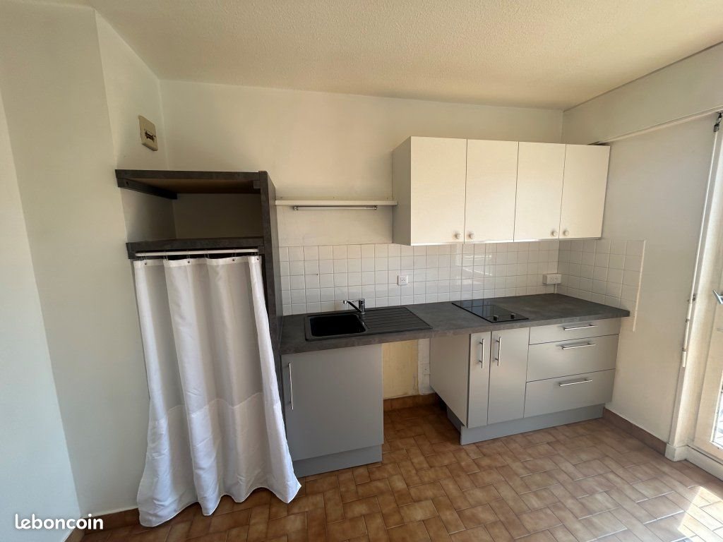 Appartement à louer, 32m², Montbrison