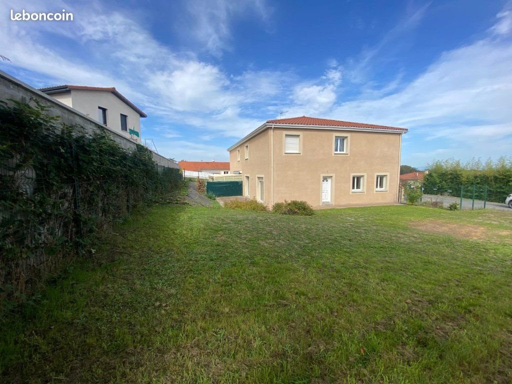 Appartement à louer, 74m², Montbrison