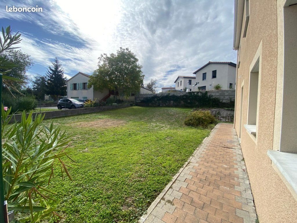 Appartement à louer, 74m², Montbrison