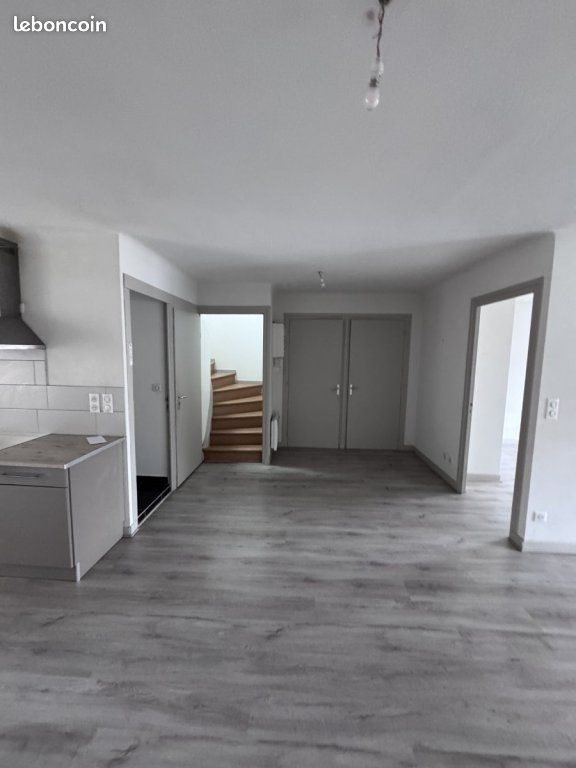 Appartement à vendre, 430m², Feurs
