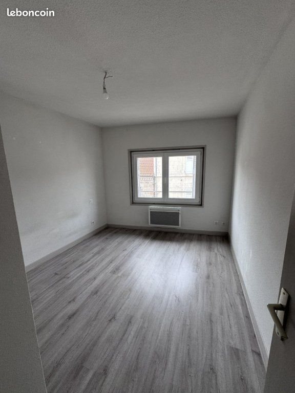 Appartement à vendre, 430m², Feurs