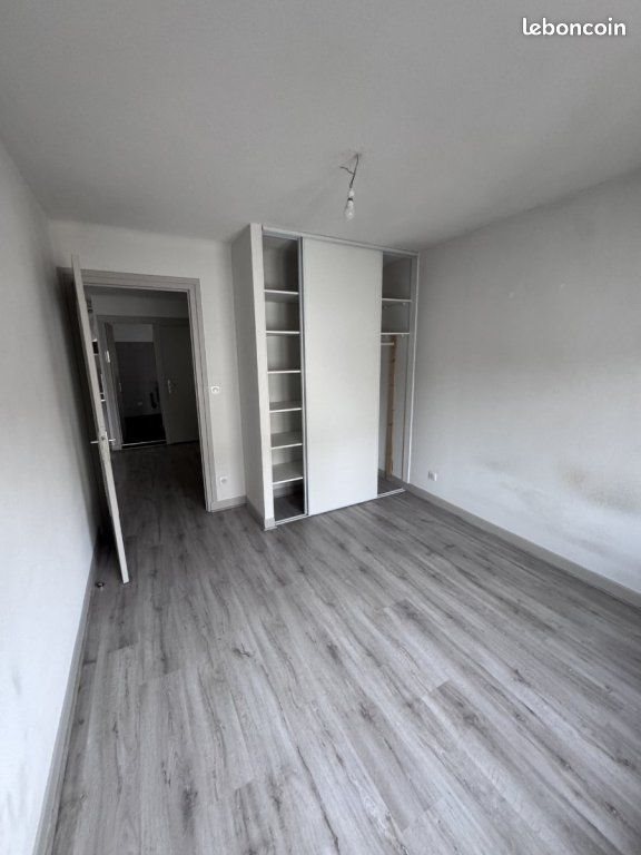 Appartement à vendre, 430m², Feurs