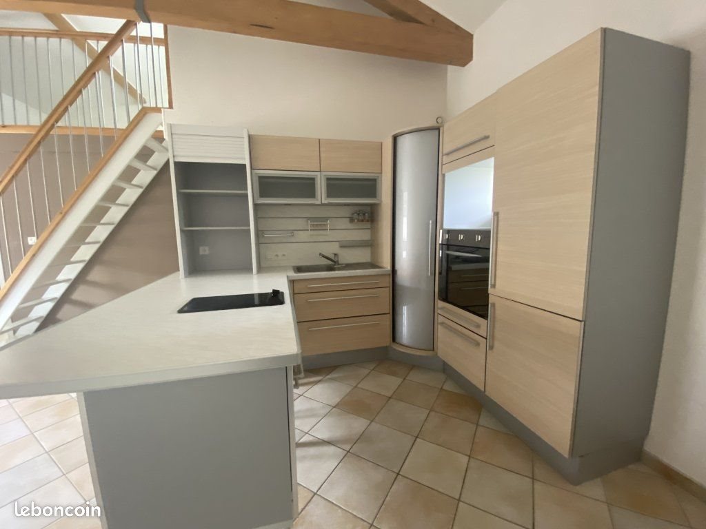 Appartement à louer, 41m², Boisset-lès-Montrond