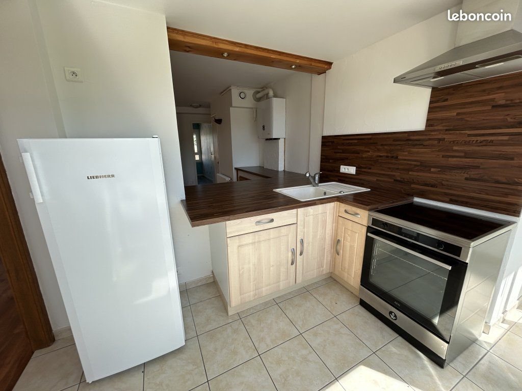 Appartement à louer, 65m², Montbrison