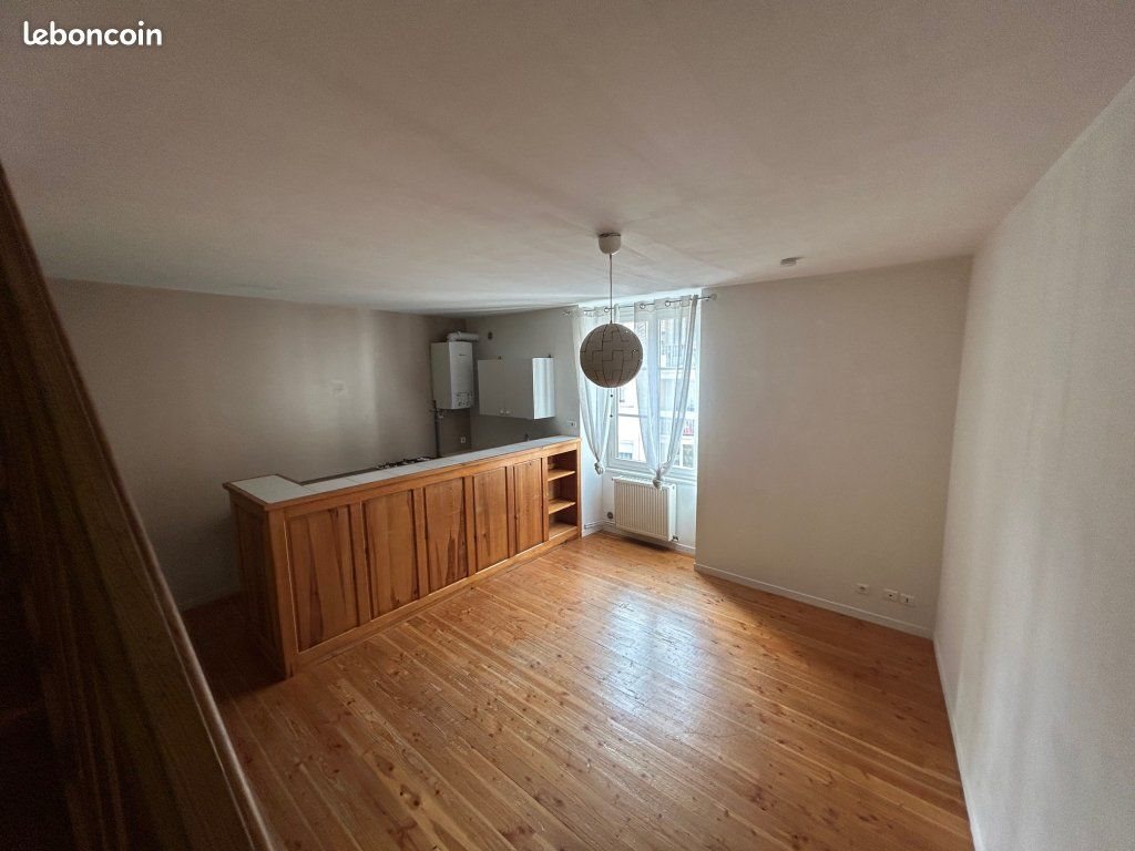 Appartement à louer, 48m², Montbrison