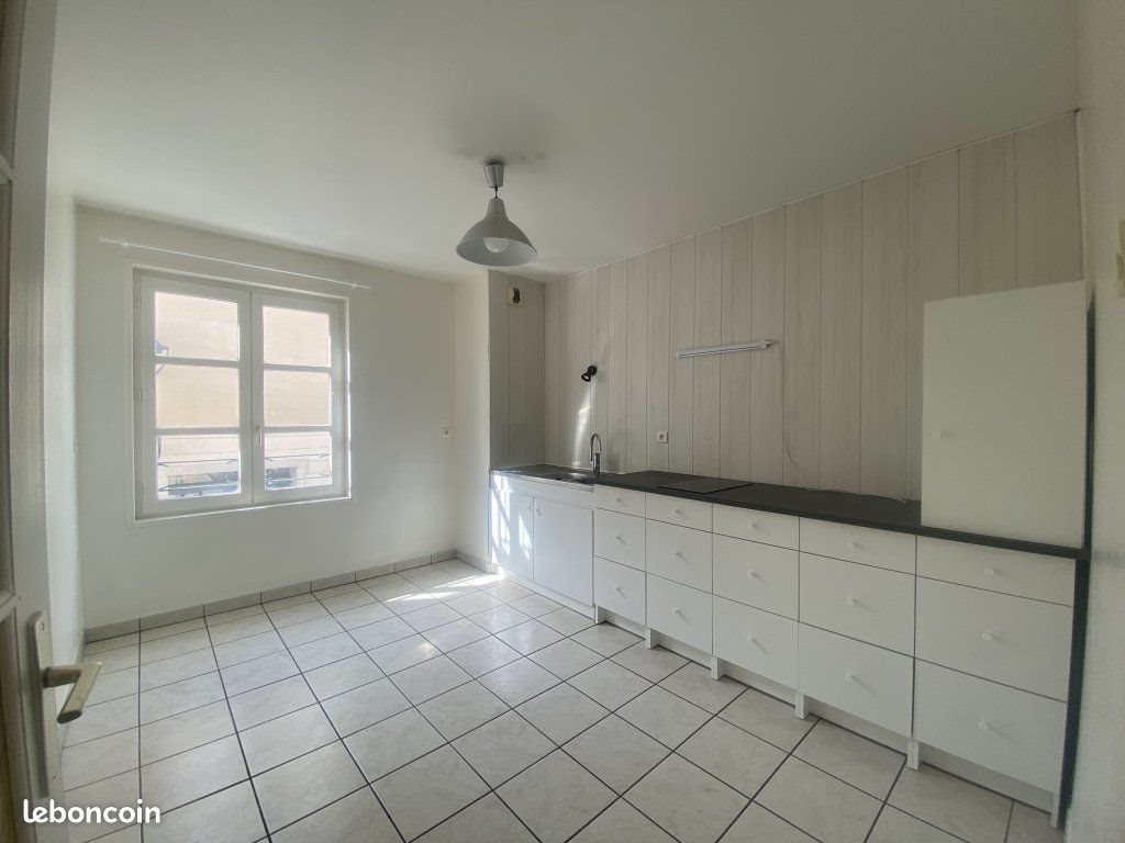 Appartement à louer, 72m², Montbrison