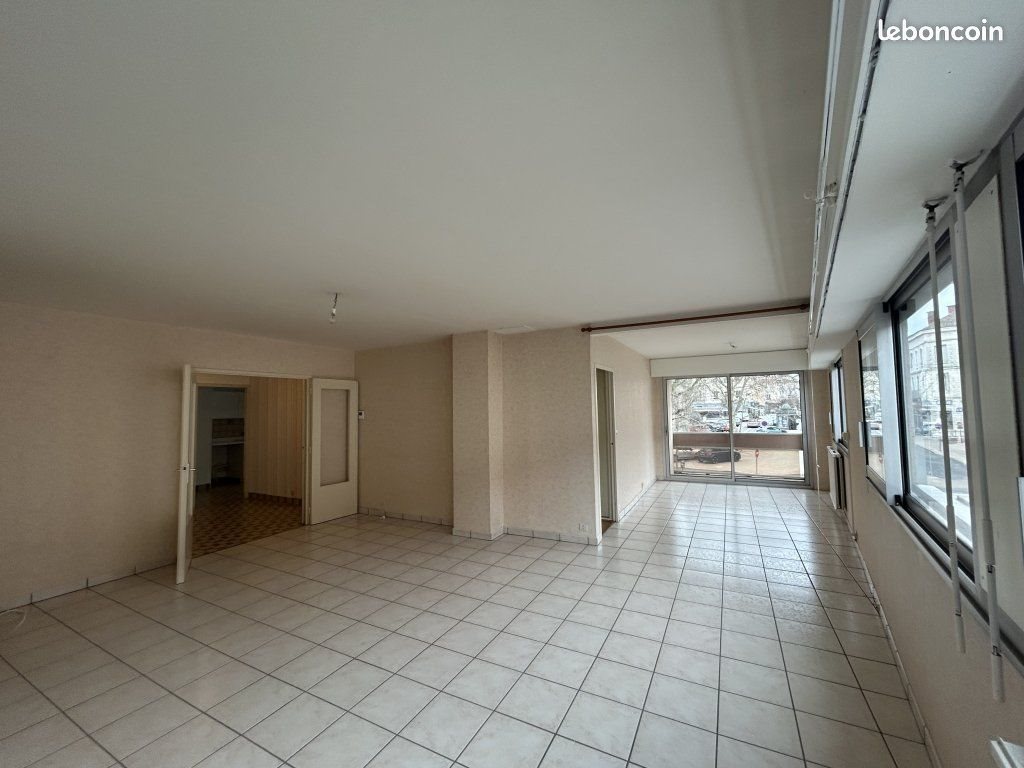 Appartement à louer, 95m², Feurs