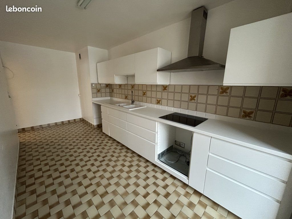 Appartement à louer, 95m², Feurs