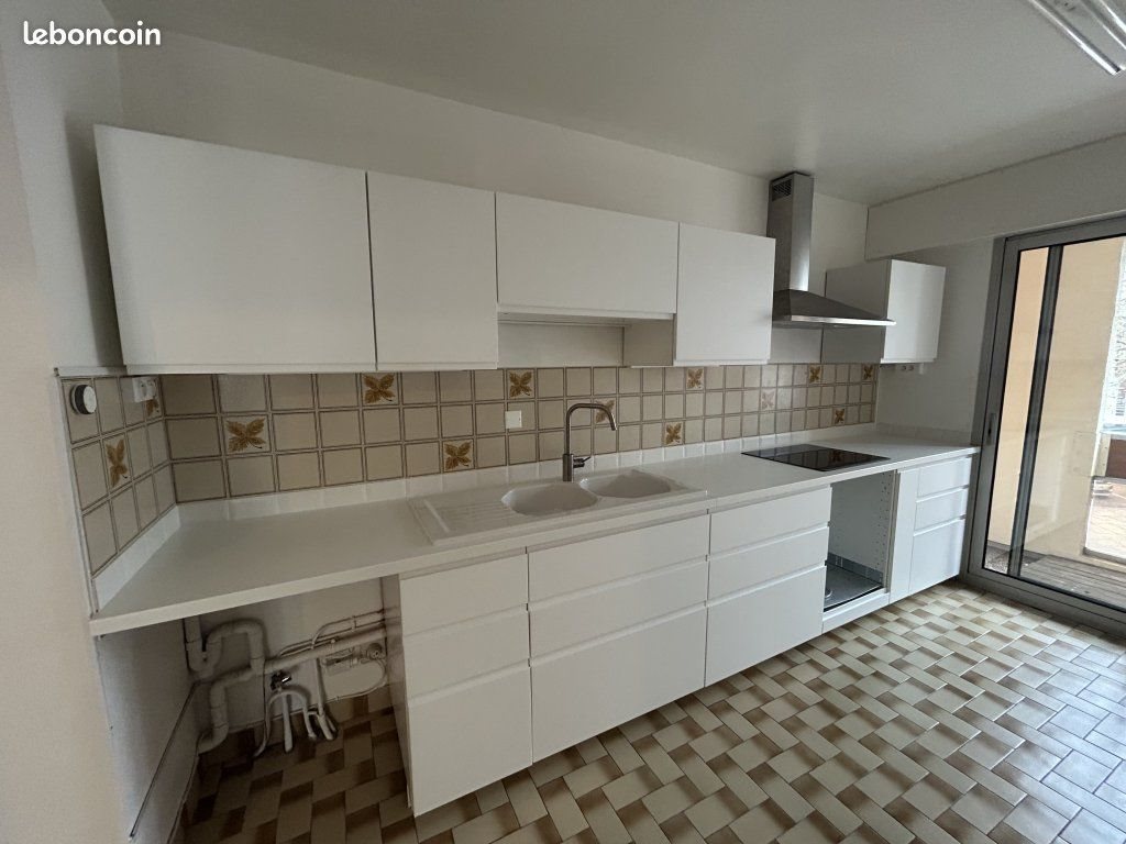 Appartement à louer, 95m², Feurs