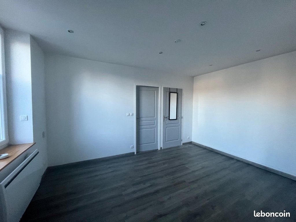 Appartement à louer, 40m², Saint-Étienne