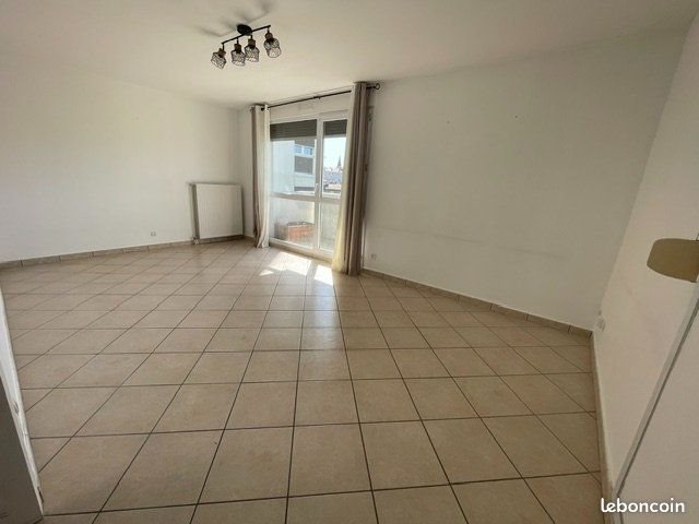 Appartement à louer, 80m², Saint-Etienne