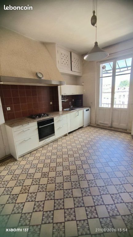Appartement à louer, 191m², Saint-Etienne