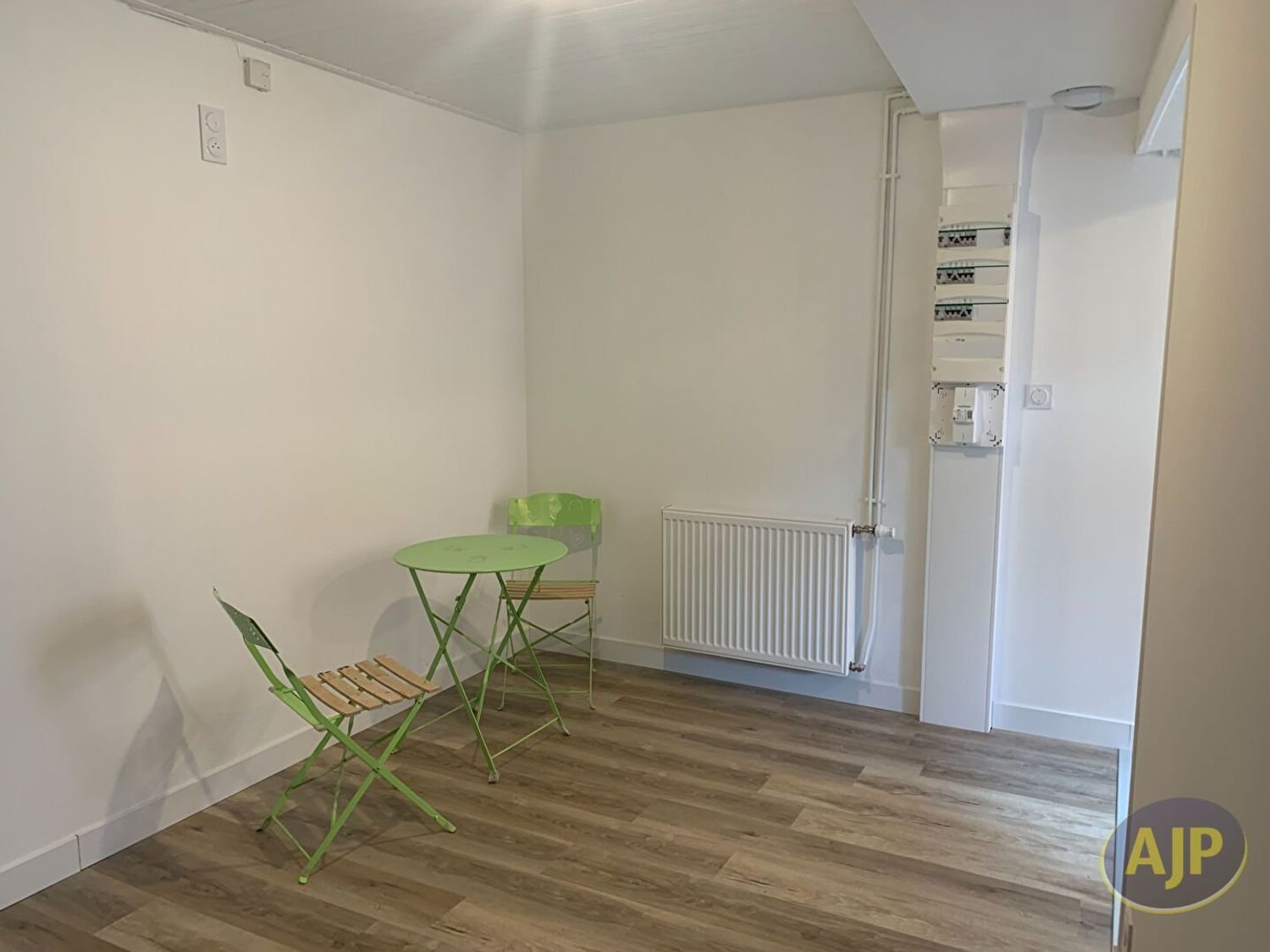 Maison à louer, 84m², Vieillevigne