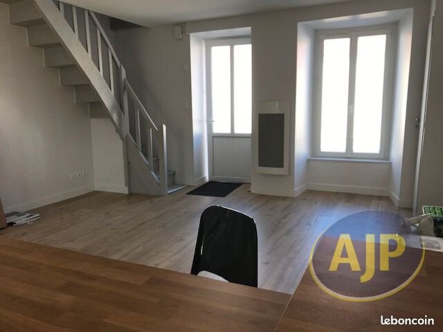 Maison à louer, 57m², Cugand