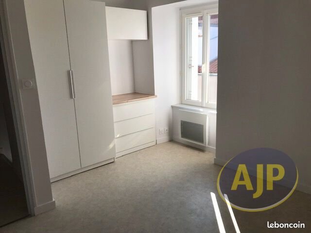 Maison à louer, 57m², Cugand