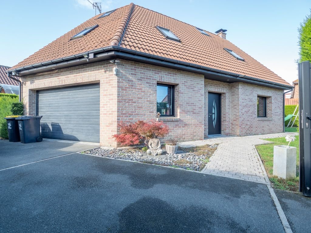 Maison à vendre, 111m², Avelin