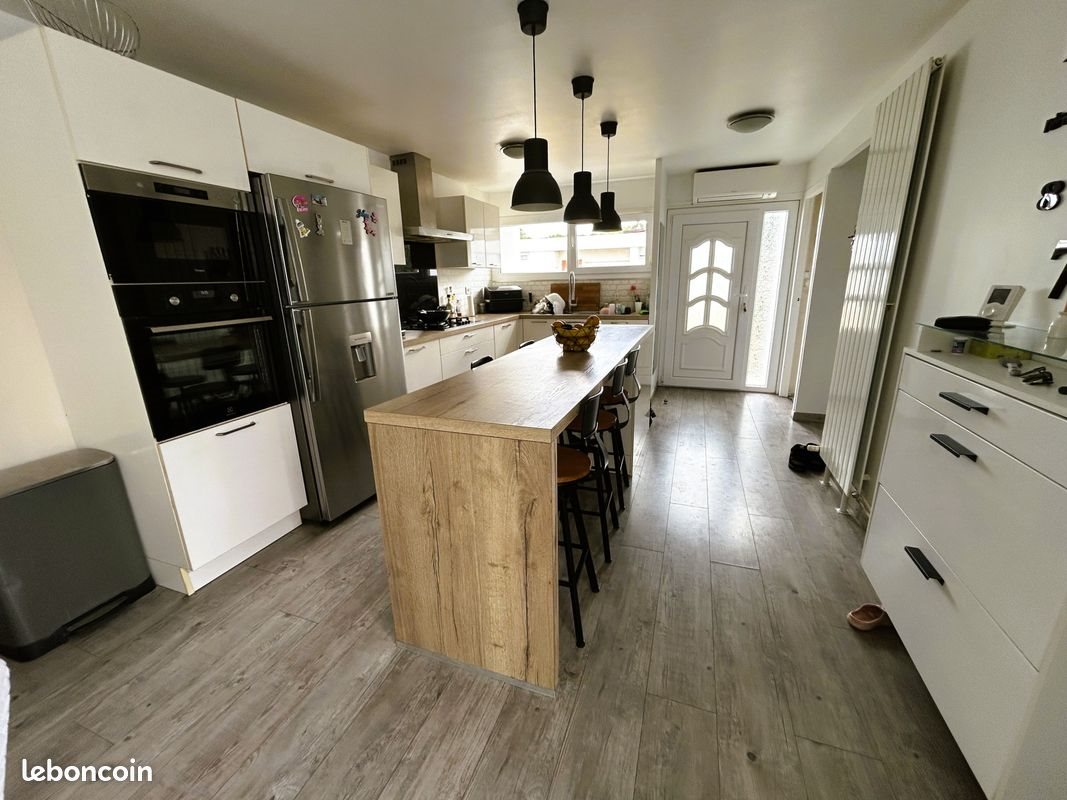 Maison à vendre, 90m², Pont-Sainte-Maxence