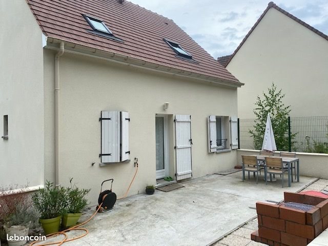 Maison à louer, 90m², Pont-Sainte-Maxence