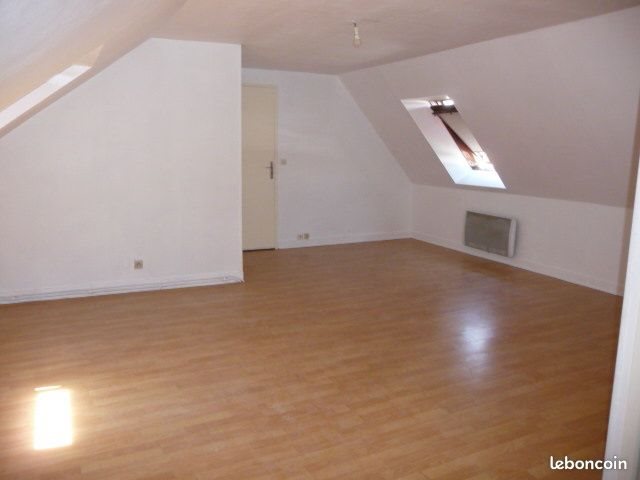 Appartement à louer, 47m², Saint-Martin-Longueau