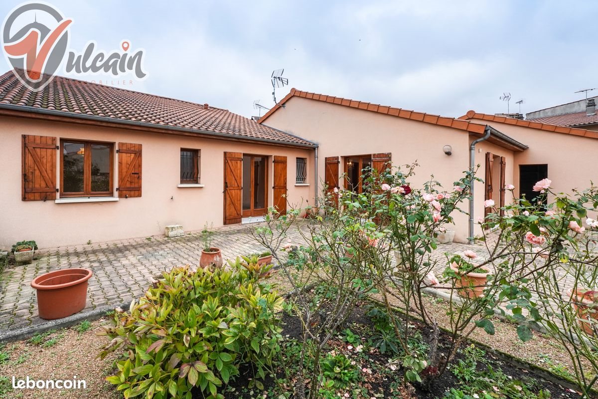 Maison à vendre, 110m², Pont-du-Château