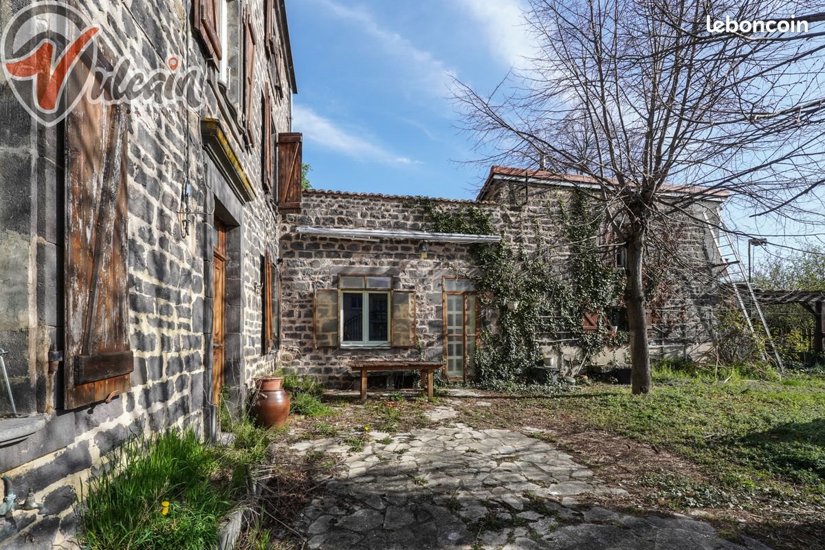 Maison à vendre, 164m², Lussat