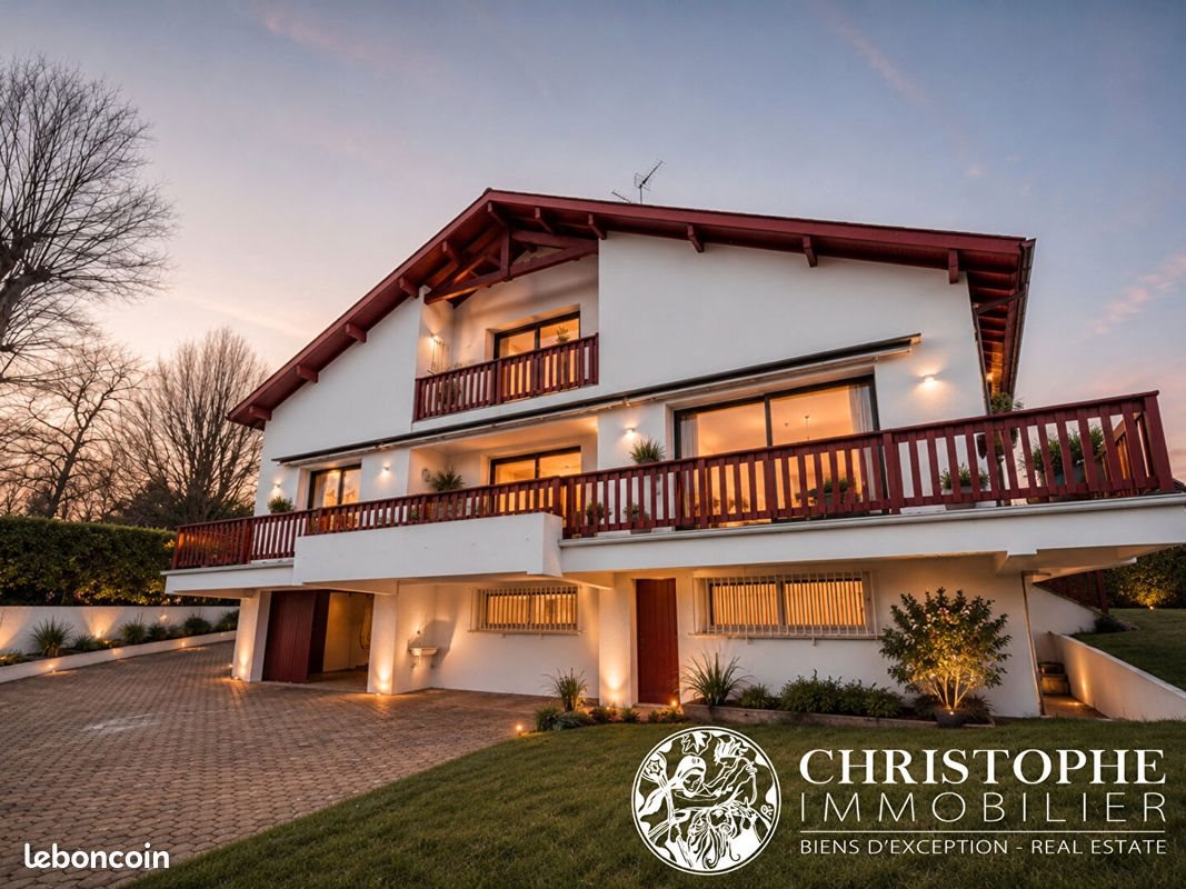 Maison à vendre, 299m², Saint-Jean-de-Luz