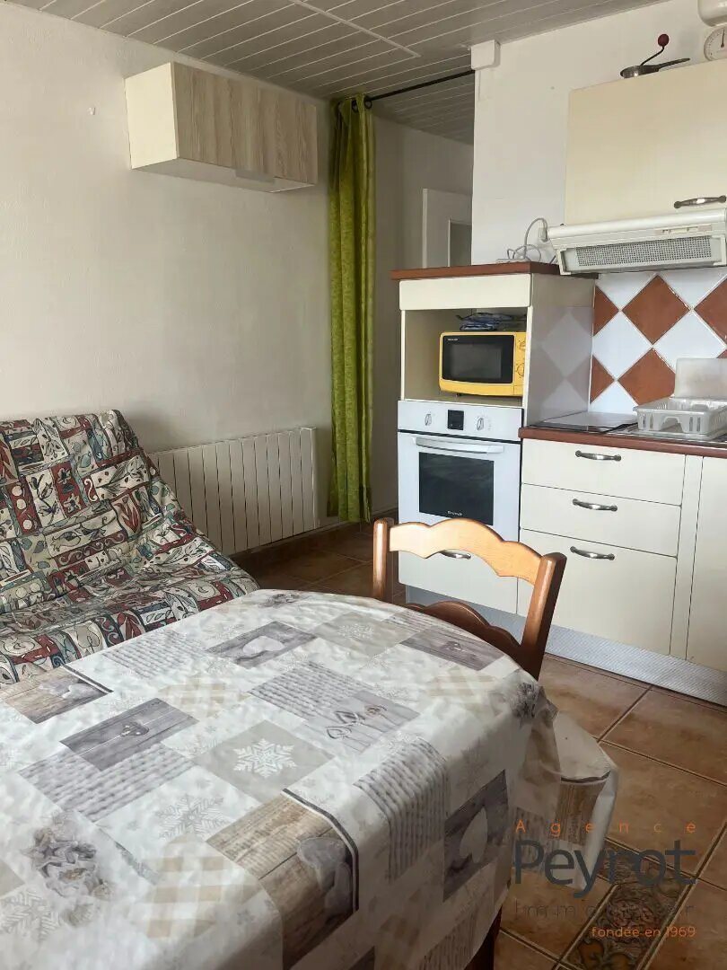 Appartement à louer, 26m², Font-Romeu-Odeillo-Via