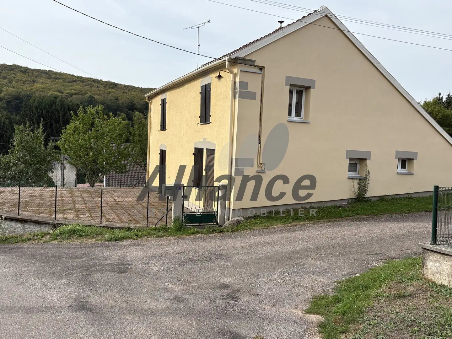 Maison à vendre, 81m², Fougerolles