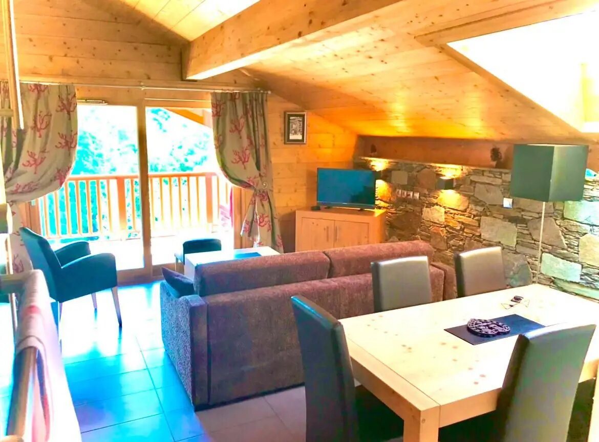 Appartement à vendre, 79m², Arâches-la-Frasse (Les Carroz d'Arâches)