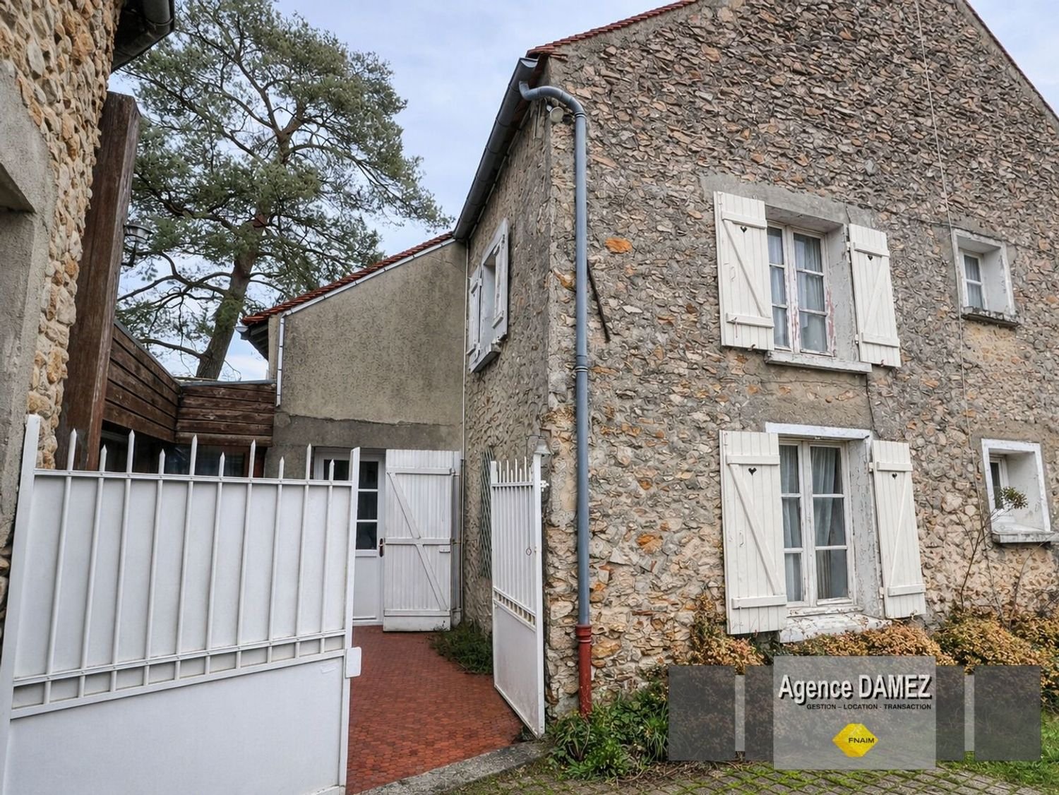 Maison à vendre, 150m², Les Granges-le-Roi