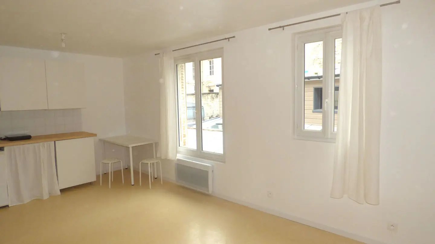 Appartement à louer, 23m², Caen